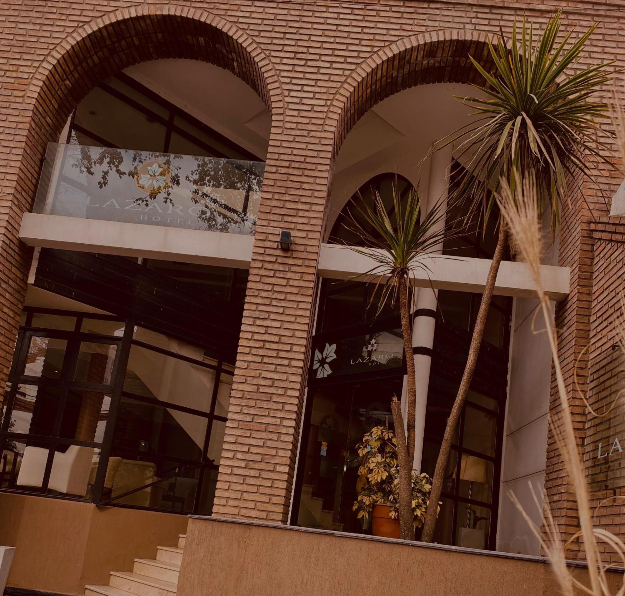 Hotel Lazaro Villa Mercedes Buitenkant foto